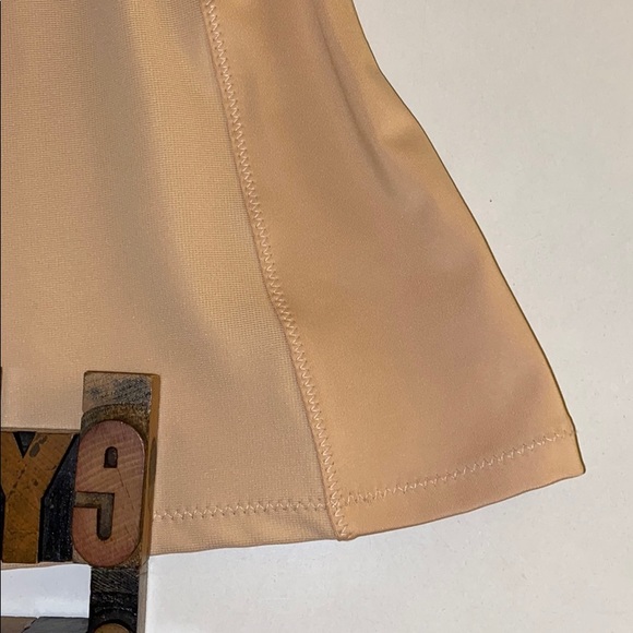 🆕H&M Shaper in Nude - Picture 8 of 8